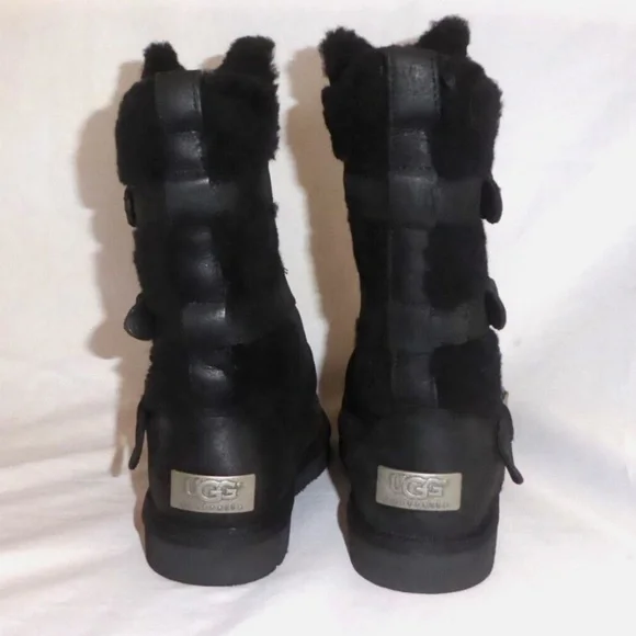 🎈FINAL SALE UGG Becket Black Distressed Leather Boots NEW * - Picture 5 of 16